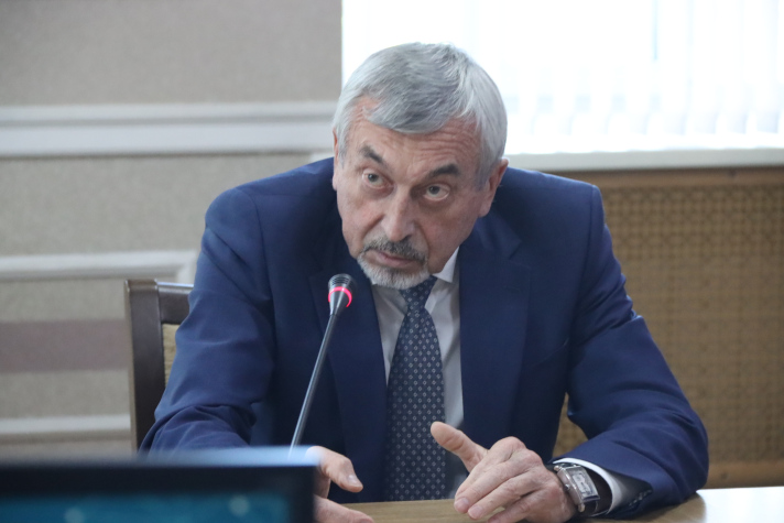 Владимир Поспелов