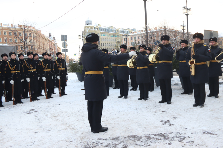 Открытие мемориальной доски Василию Неганову