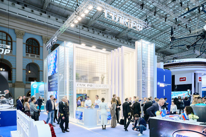 Стенд ГТЛК на выставке "Транспорт России"