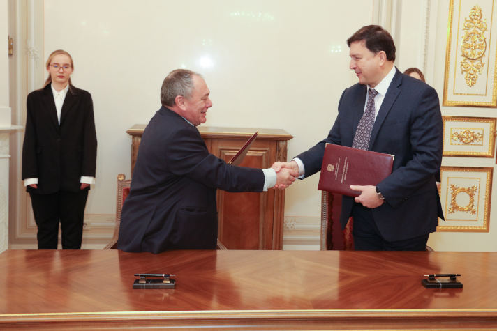 Подписание соглашения между Севмашем и Президентской библиотекой