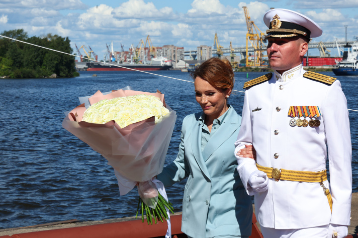 Спуск на воду фрегата "Адмирал Амелько"