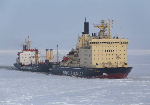 Впервые в Арктике: атомоход 'Таймыр' провел восемь судов через Севморпуть с востока на запад