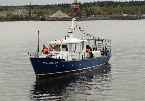 Ярославский судостроительный завод спустил на воду водолазный бот для 'Транснефти'