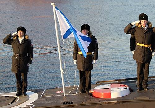 321 год назад Андреевский флаг был утверждён в качестве главного стяга отечественного ВМФ