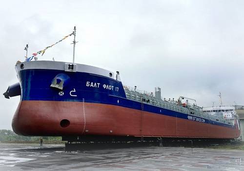В Нижнем Новгороде спущен второй танкер проекта RST27М