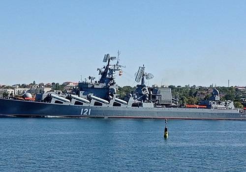 Экипажи кораблей Черноморского флота прикрыли пункт базирования от ракетного удара