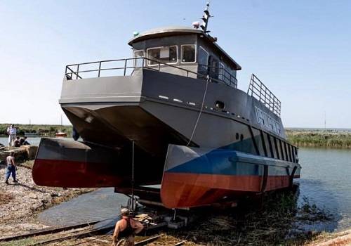 Простаивавшая 10 лет Ахтарская судоверфь спустила на воду НИС 'Черноморец'