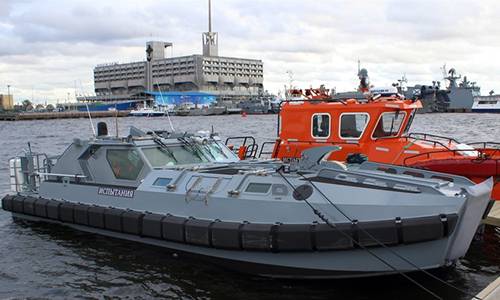 На учениях в Кронштадте протестировали новейшую десантно-штурмовую лодку