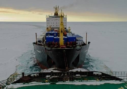 Перевалка контейнеров через порты Арктического бассейна выросла на 1,8%