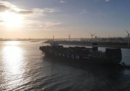 Французская судоходная компания CMA CGM разместила заказ на 22 контейнеровоза