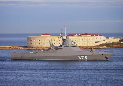 На Черном море продолжаются испытания первого серийного корабля проекта 22160