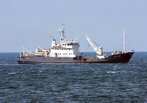 Гидрографы Черноморского флота проводят ревизию знаков и буев