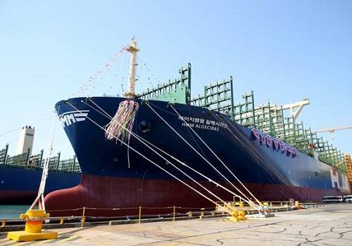 В Южной Корее прошла церемония имянаречения крупнейшего в мире контейнеровоза