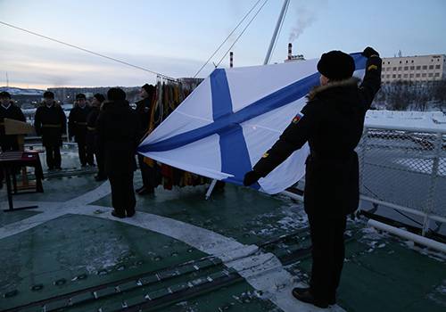 На Северном флоте отметили 30-летие БПК 'Адмирал Харламов'