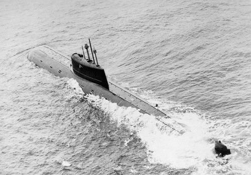 На Севмаше почтили память экипажа самой глубоководной атомной подлодки в мире