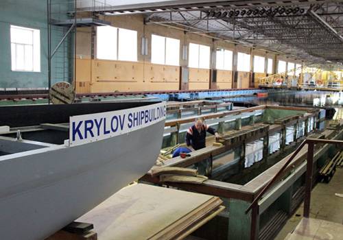 Крыловский центр работает над новым ледоколом проекта 23620