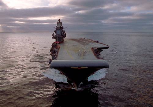 'Звездочка' ищет подрядчика для контроля за подготовкой дока для 'Адмирала Кузнецова'