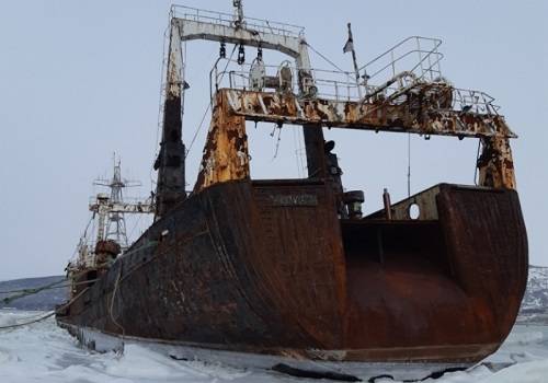 Выдано разрешение на подъем первого затонувшего судна в бухте Нагаева