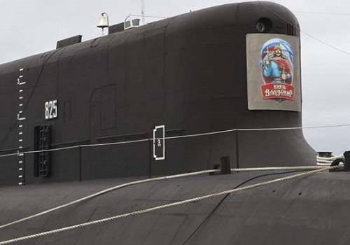 Подводный крейсер 'Князь Владимир' прибыл в Финский залив