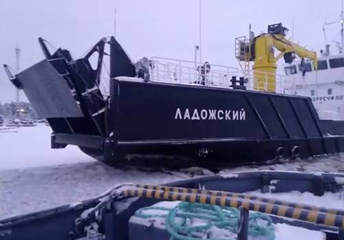 В январе флот работал на двух участках внутренних водных путей РФ
