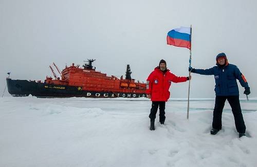 Фёдор Конюхов завершил одиночный дрейф в районе Северного полюса