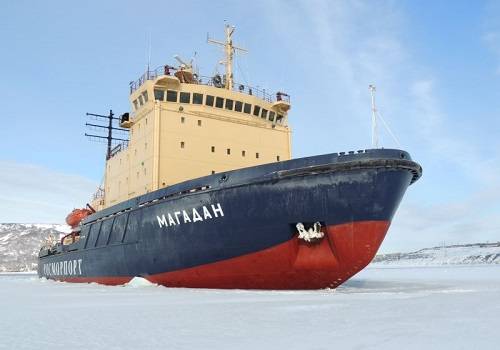 На ремонт ледокола 'Магадан' направят 80 млн рублей