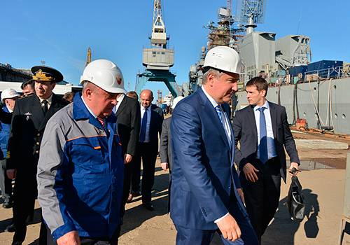Рогозин рассказал о диверсификации в кораблестроении