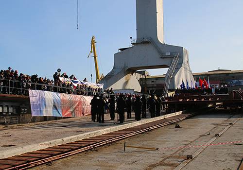 'Звездочка' закупает оборудование для строящегося в Севастополе плавкрана ПК-400