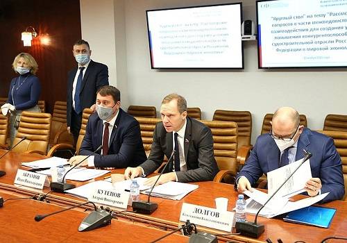 Сенатор оценил физический износ оборудования в судостроении РФ на уровне 80%