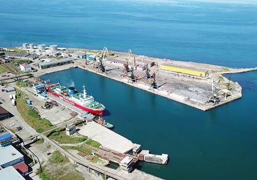 Морские порты Ванино и Холмск реконструируют под новые паромы