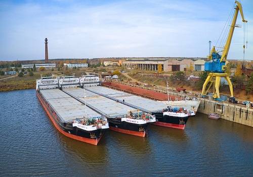 Три танкера Волжского пароходства переоборудованы в сухогрузы
