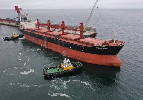 С угольного терминала 'ВТУ' отправлено первое судно в Китай