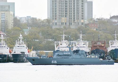 Корабль ПМО 'Яков Баляев' прибыл во Владивосток