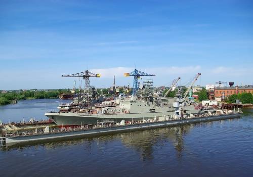 Решение о судьбе фрегата 'Адмирал Корнилов' пока не принято