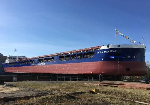 Сухогруз 'Пола Макария' спущен на воду в Нижнем Новгороде