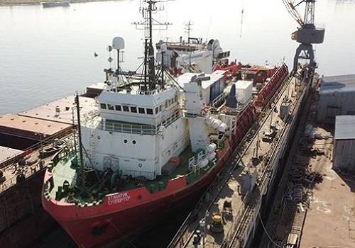 Астраханский ССЗ отремонтирует судно снабжения