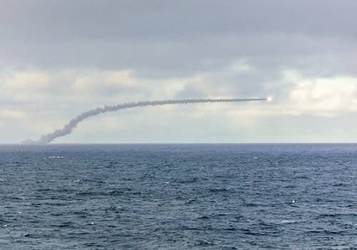 АПРК 'Орёл' выполнил ракетную стрельбу в Баренцевом море