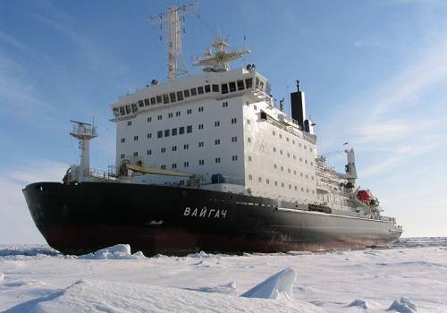 Атомный ледокол 'Вайгач' вернулся в порт приписки после работы в Арктике
