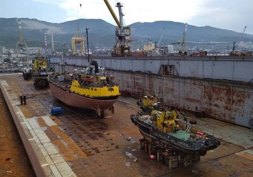 'Новороссийский судоремонтный завод' отремонтирует пять судов