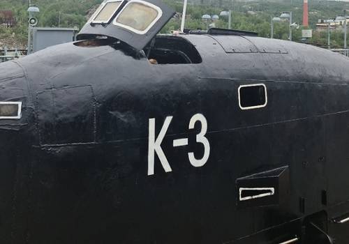 Атомная подлодка К-3 'Ленинский комсомол' прибыла на Северную верфь