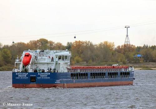 Навашинские корабелы построили очередной сухогруз проекта RSD59 'Александр Иванов'