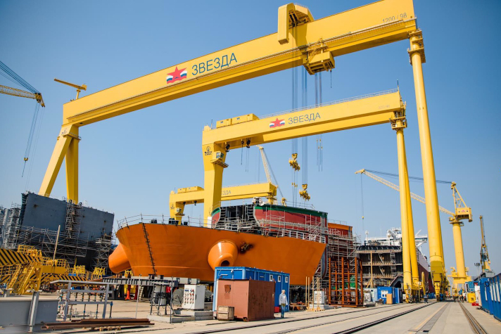 ССК 'Звезда' готовится к строительству серии арктических танкеров-челноков дедвейтом 120 тыс. тонн