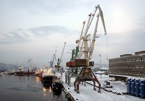Мурманский морской рыбный порт принял первое 'незаходное' судно с грузом