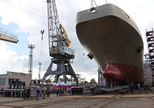 ПСЗ 'Янтарь' рассчитывает на крупные серии боевых кораблей
