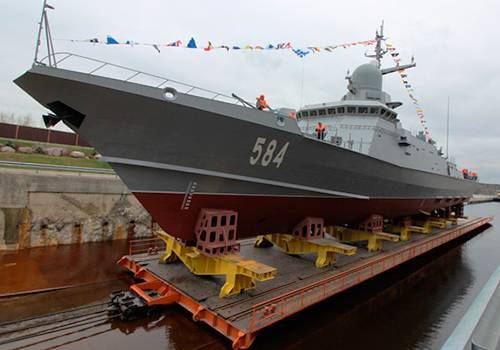 Руководство ВМФ проверило ход строительства МРК проекта 22800