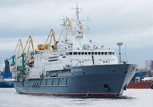 Каждому российскому флоту обещают спасателя типа 'Игорь Белоусов'