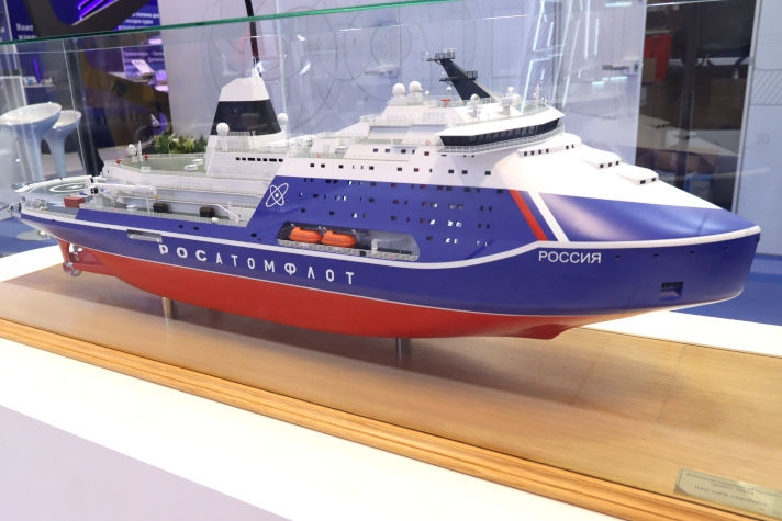 На 'Неве' продемонстрируют электрооборудование для головного атомного ледокола проекта 'Лидер'