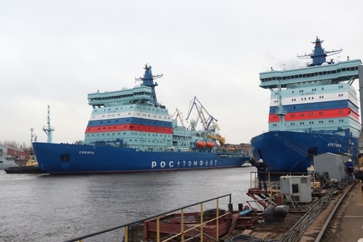 В 2024 году на Балтийском заводе пройдут закладка, спуск на воду и подъем флага на ледоколах проекта 22220