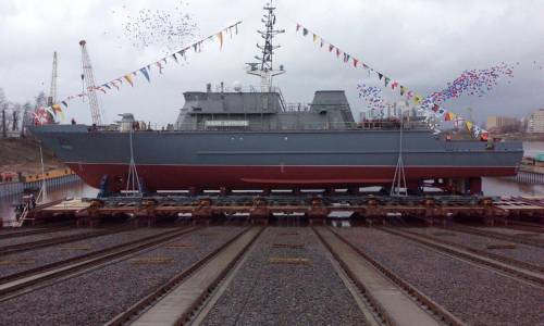 ВМФ России дополнительно закажет десять композитных тральщиков 