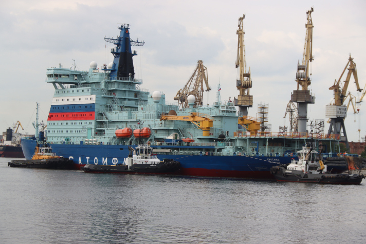 Корабелы Балтийского завода ОСК завершили обслуживание головного атомохода проекта 22220 'Арктика'